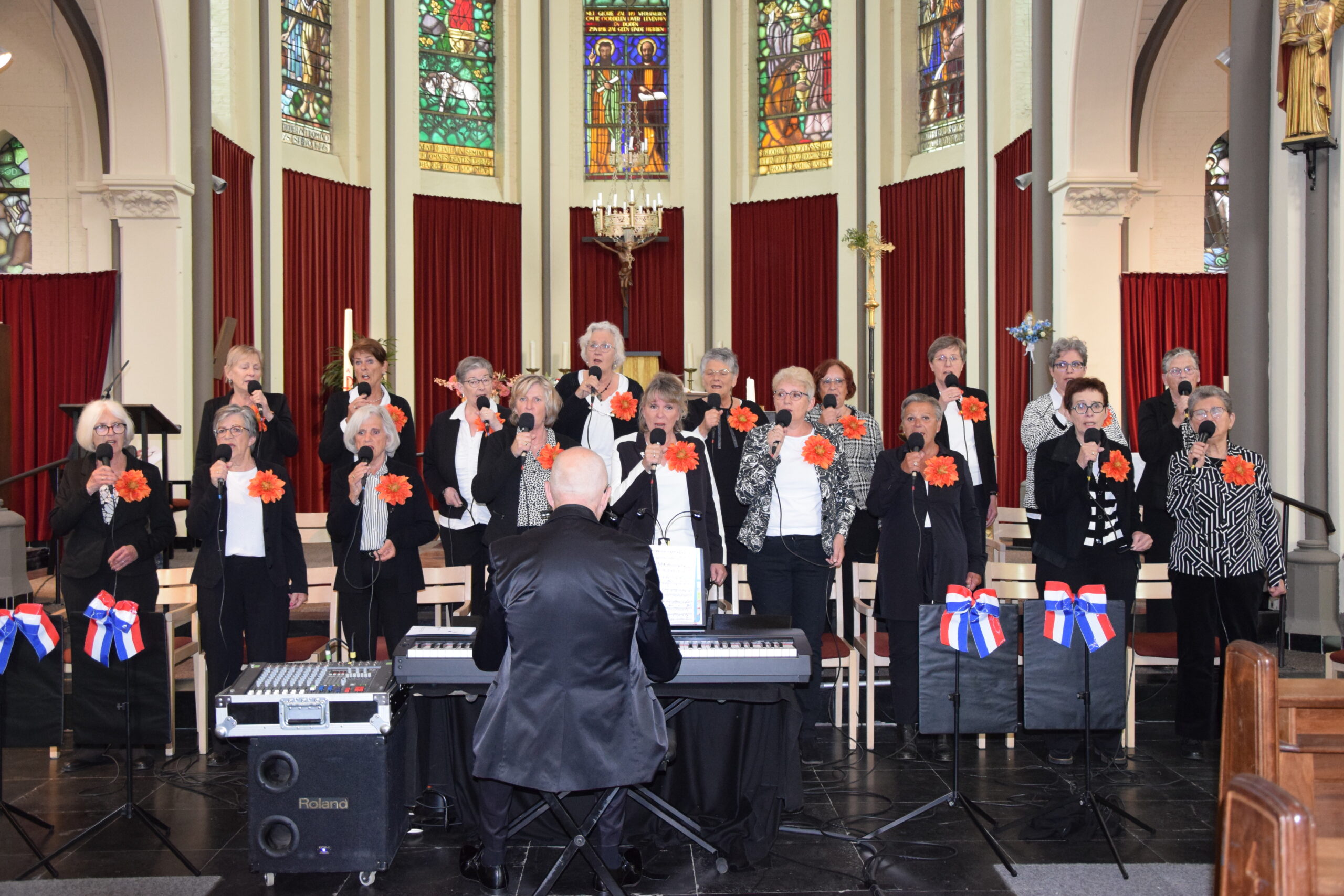 Dodenherdenking Sint Gertrudiskerk Ossendrecht